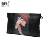 Сумка с петлей на руку, сумка через плечо, маленькая сумка клатч, вместительная и большая трендовая сумка на одно плечо, из натуральной кожи