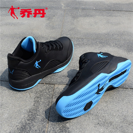 jordan low cut basketball shoes