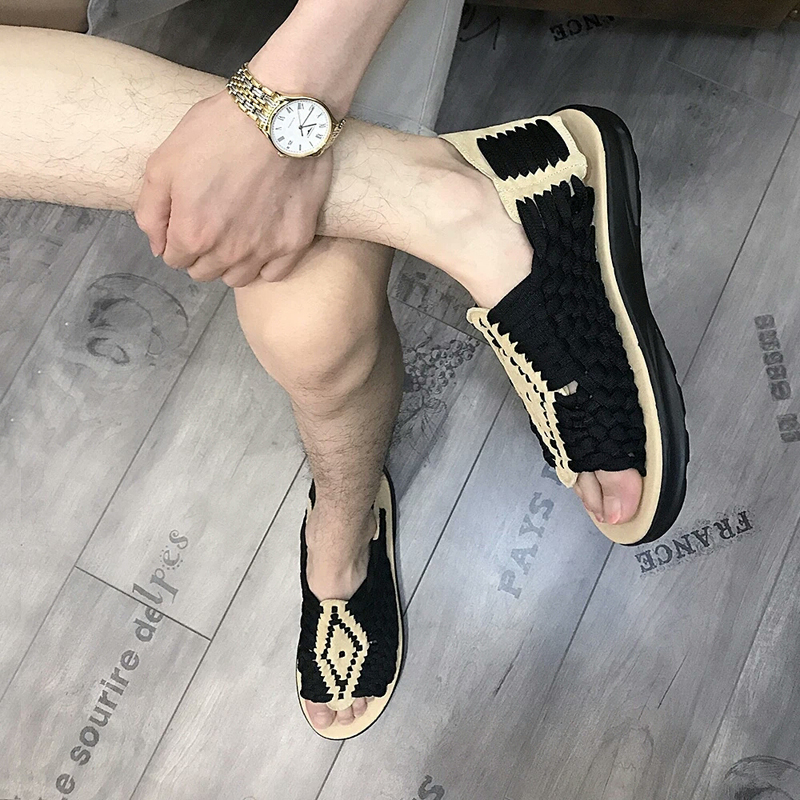 新款夏季真皮一字拖潮拖英伦休闲男士凉鞋沙滩防滑韩版凉拖鞋 2018 新款夏季真皮一字拖潮拖英伦休闲男士凉鞋沙滩防滑韩版凉拖鞋 2018