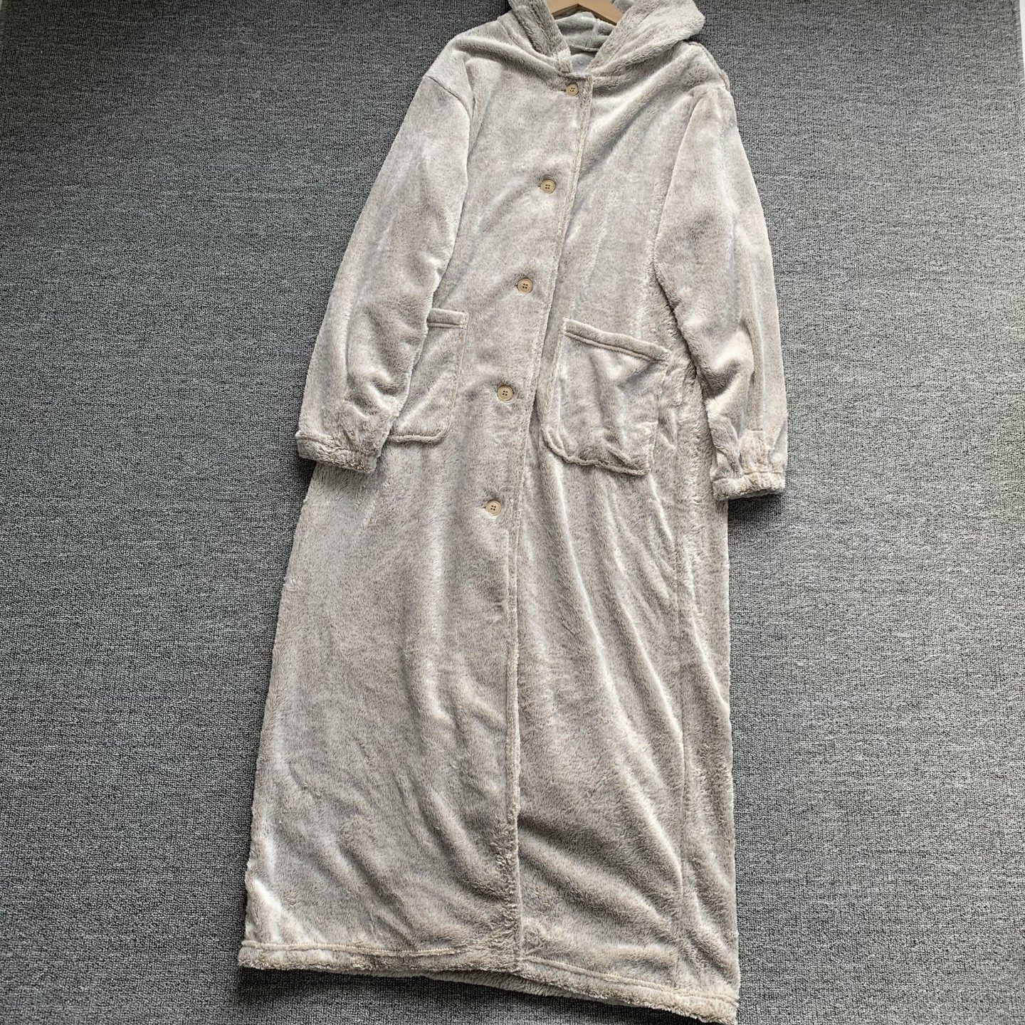 日单外贸秋冬季男女连帽家居服情侣睡袍系扣睡裙可收纳抱枕自发热,淘宝优惠券,粉丝福利购,淘宝优惠卷