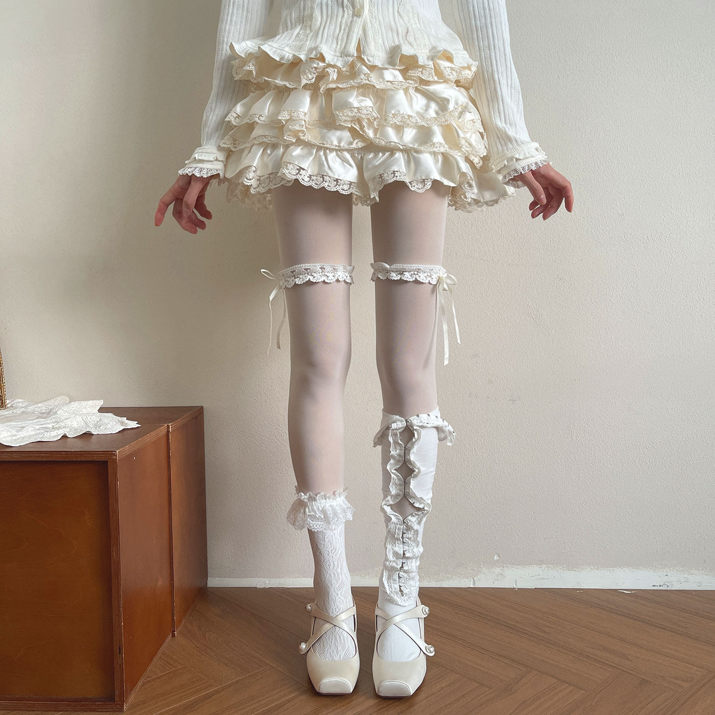 袜贵人新品洛丽塔时髦叠穿天鹅绒花边裤袜蝴蝶结镂空内衣扣中筒袜,淘宝优惠券,粉丝福利购,淘宝优惠卷