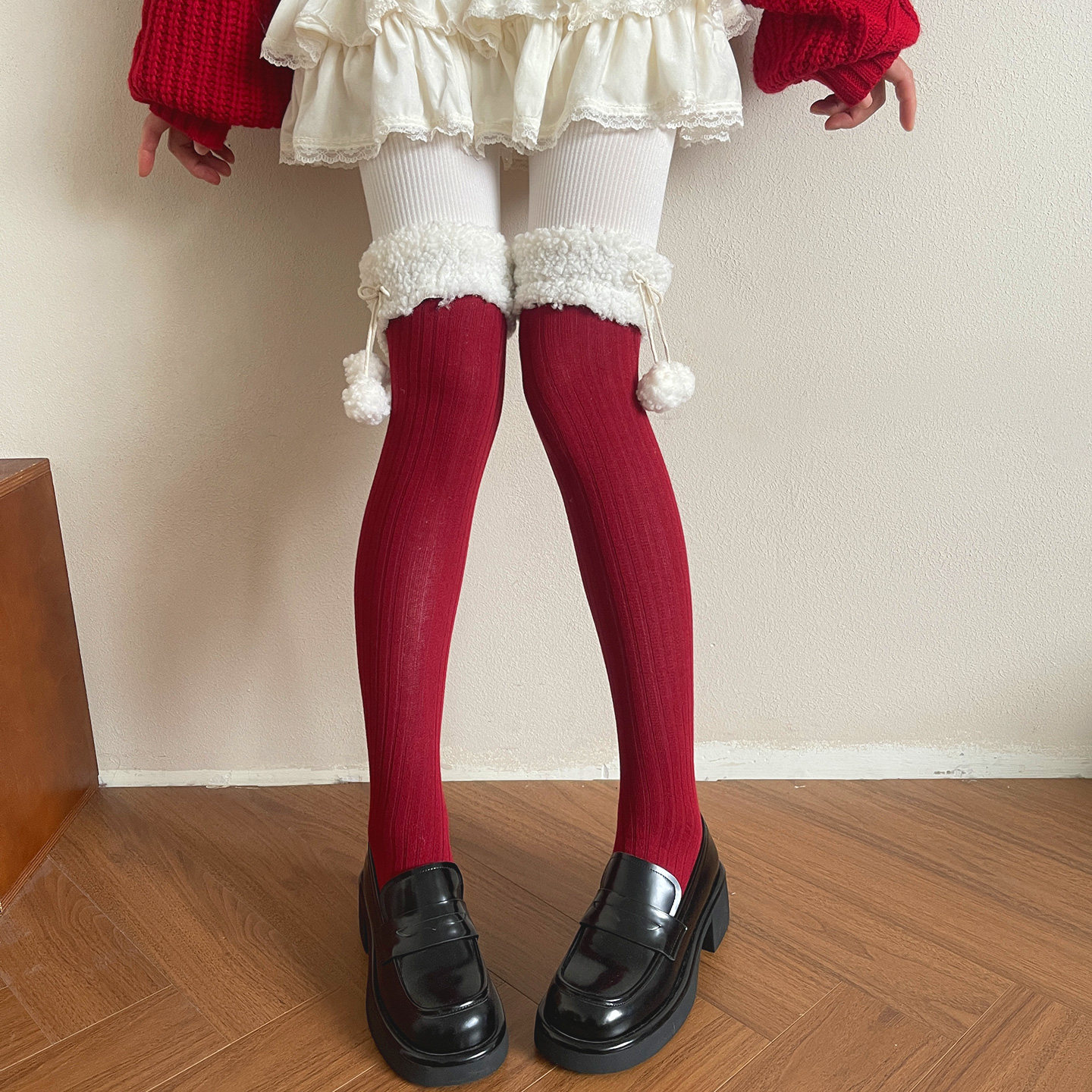 袜贵人新年圣诞红羊羔毛球大红色韩系洛丽塔软妹少女过膝长筒袜女,淘宝优惠券,粉丝福利购,淘宝优惠卷