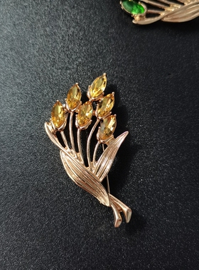 简约合金男女水晶胸针