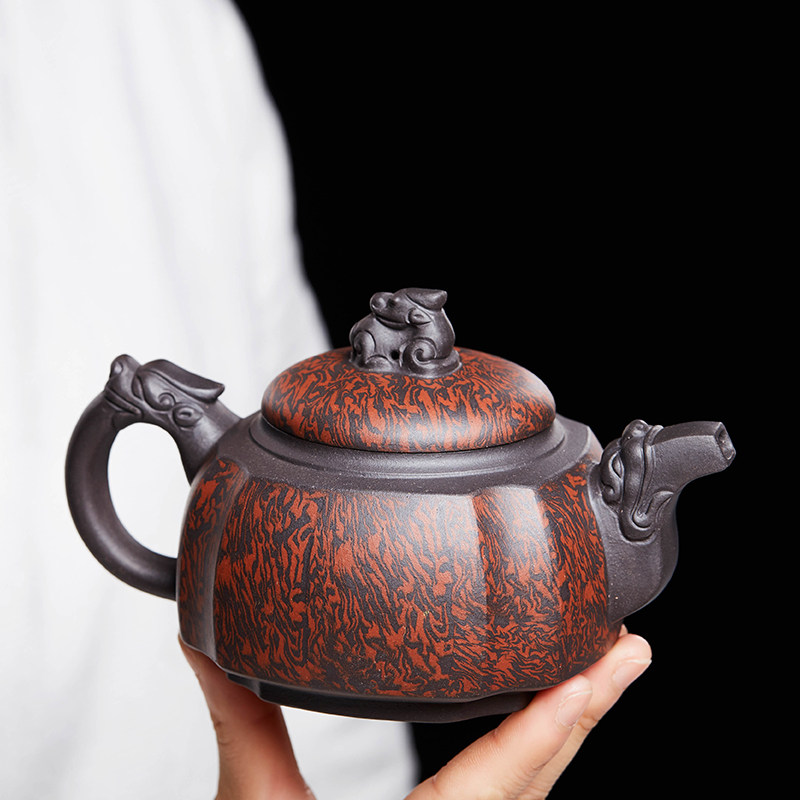 Zun Hu Yixing Purely Handmade Clay Dragon Zun Purple Clay Pot