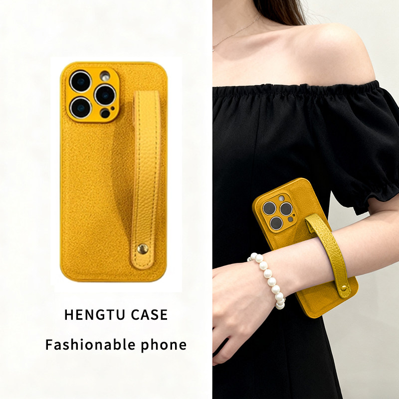 红色皮纹腕带适用苹果16promax手机壳新款高级感15创意简约14皮质13秋冬防摔iphone16pro小众女保护套外壳软,淘宝优惠券,粉丝福利购,淘宝优惠卷