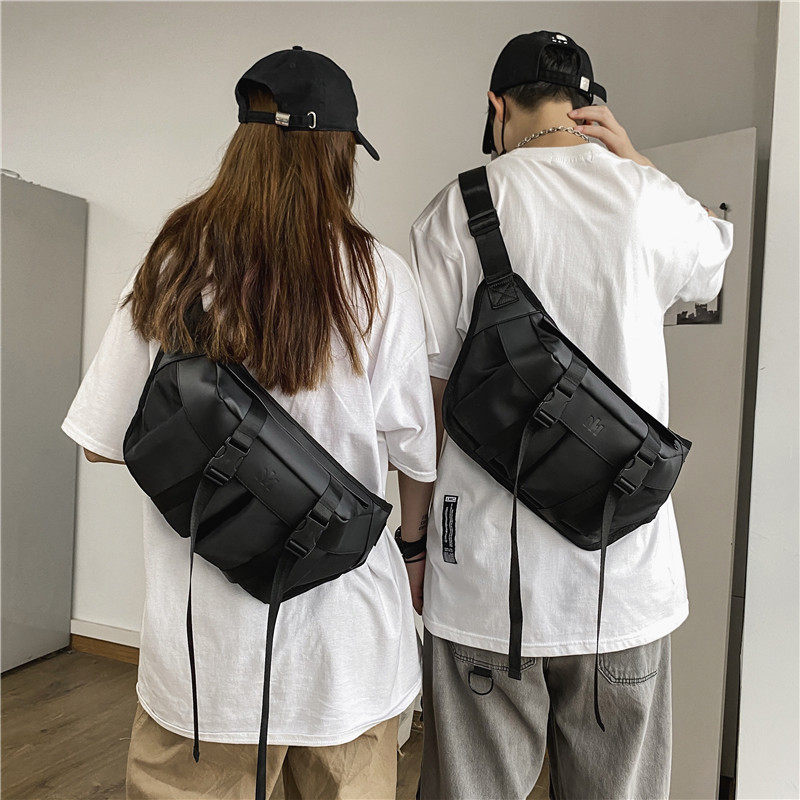 胸包男士大容量日系休闲运动斜挎包 满江红箱包男士包袋