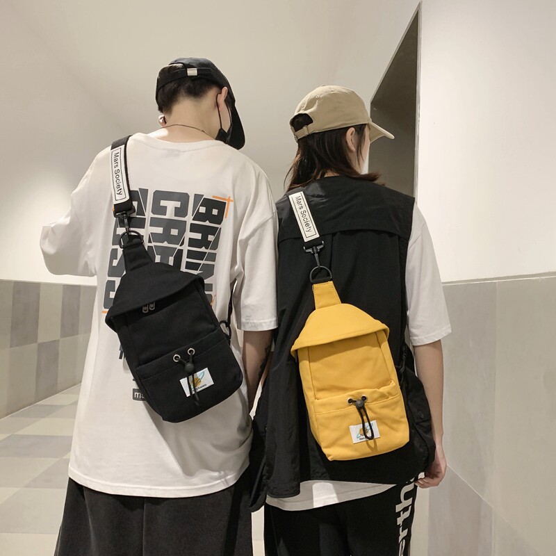 ins潮小背包女嘻哈个性休闲斜挎包 满江红箱包男士包袋