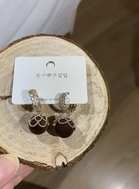 法式复古风丝绒拼接圆形耳钉美拉德氛围感夸张时髦蕾丝耳环耳饰女