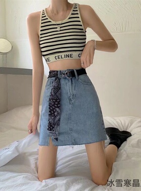 黑色简约收腰配衬夏天带