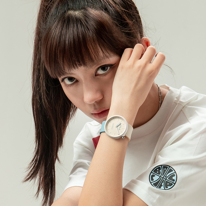 fila女新年礼物防水初情侣表硅胶表 fila手表欧美腕表