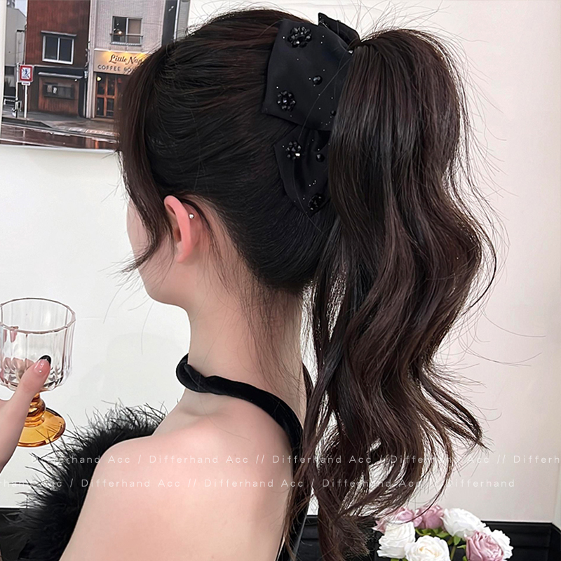 赫本抓夹大号女2024新款蝴蝶结发夹女后脑勺鲨鱼夹高级感夹子头饰