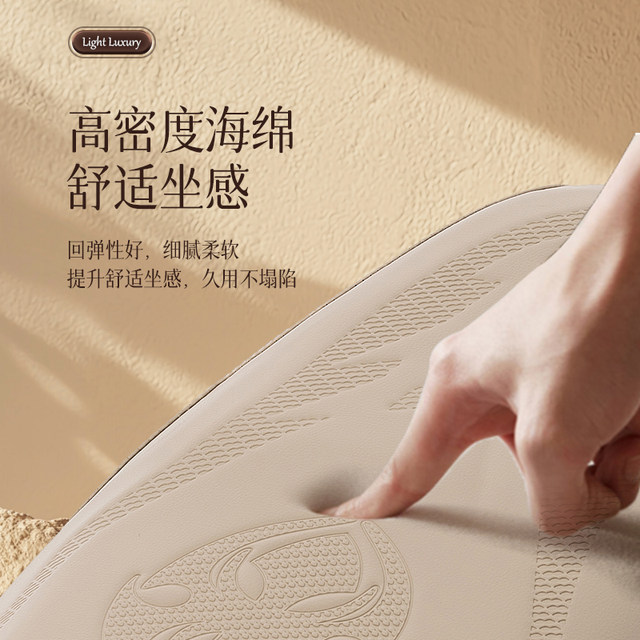 Waterproof and sunproof all-season universal seat cover for motorcycles and electric vehicles