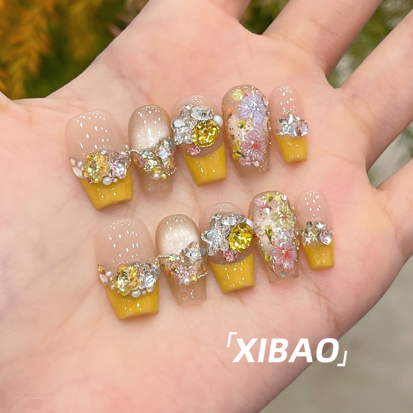 重工穿戴甲短款精致法式穿戴美甲2025新款高级感手工绝美指甲贴片,淘宝优惠券,粉丝福利购,淘宝优惠卷