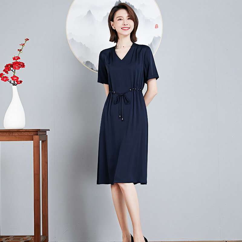  水木江南连衣裙