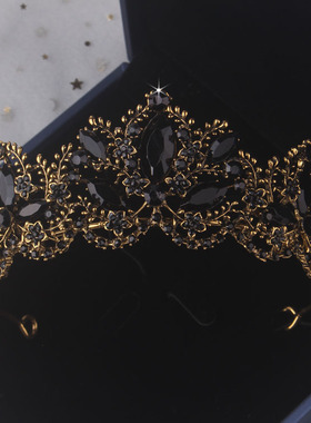 黑色巴洛克生日王冠项链耳环