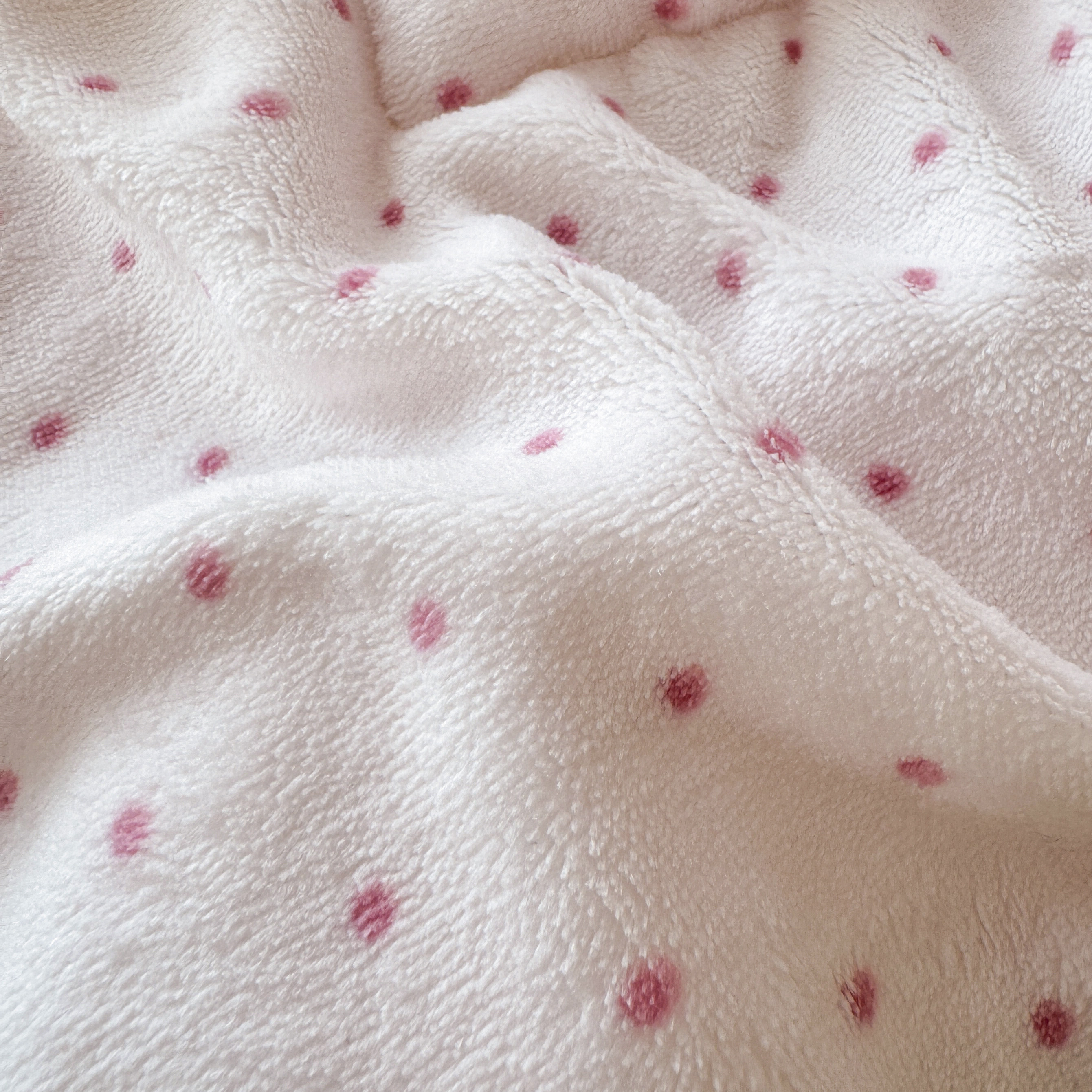 可爱兔子抱枕被子两用秋冬加厚牛奶绒沙发靠垫汽车上午睡枕头盖毯,淘宝优惠券,粉丝福利购,淘宝优惠卷