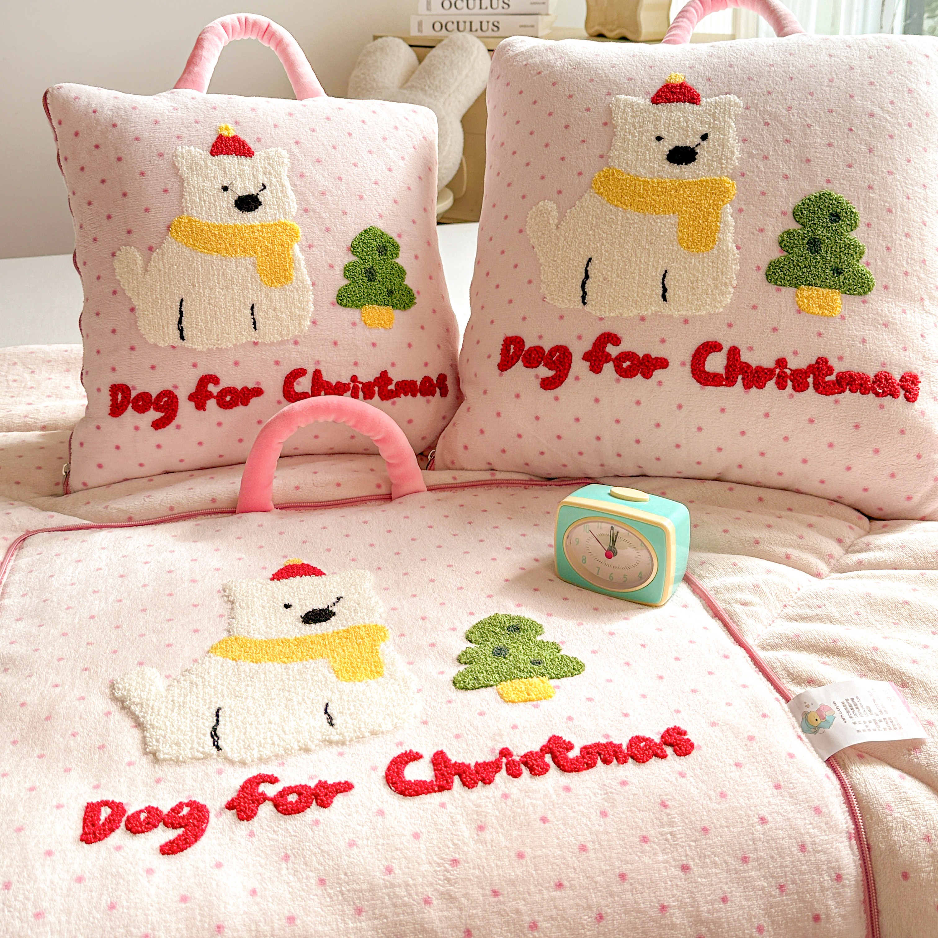 小狗抱枕被子两用多功能便携手提午睡二合一绒毯汽车靠垫枕头加厚,淘宝优惠券,粉丝福利购,淘宝优惠卷