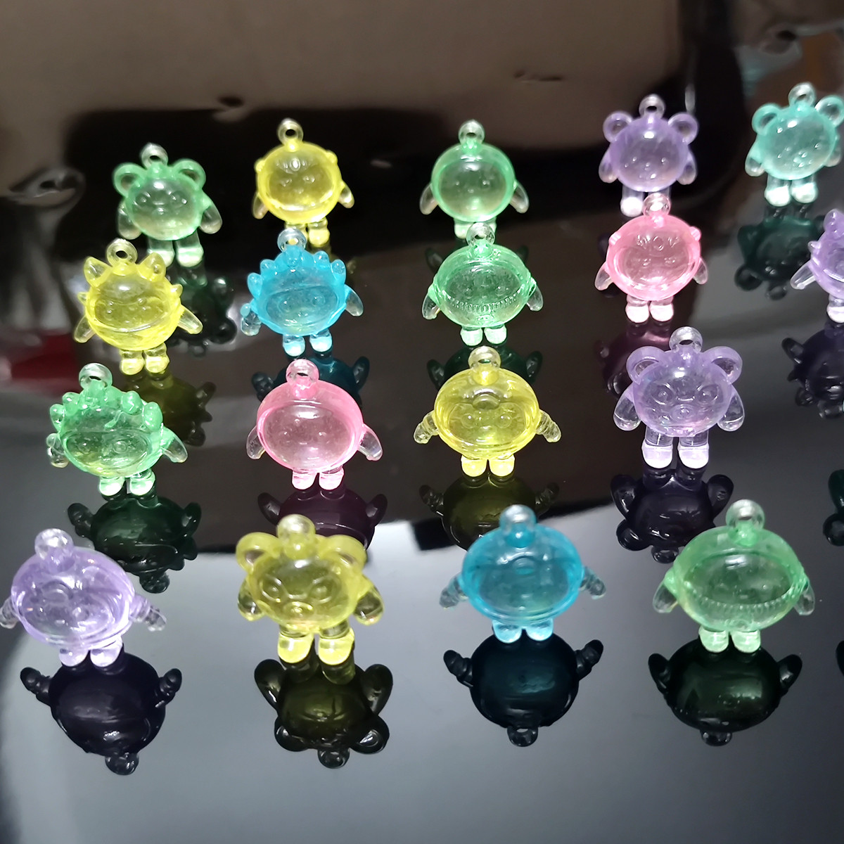 蛋装夜光水晶蛋仔派对玩具挂链盲盒发光公仔摆件挂件钥匙扣挂饰礼