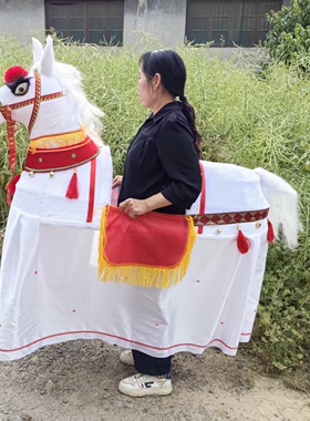 毛驴旱船跑驴竹马红马白马白龙马