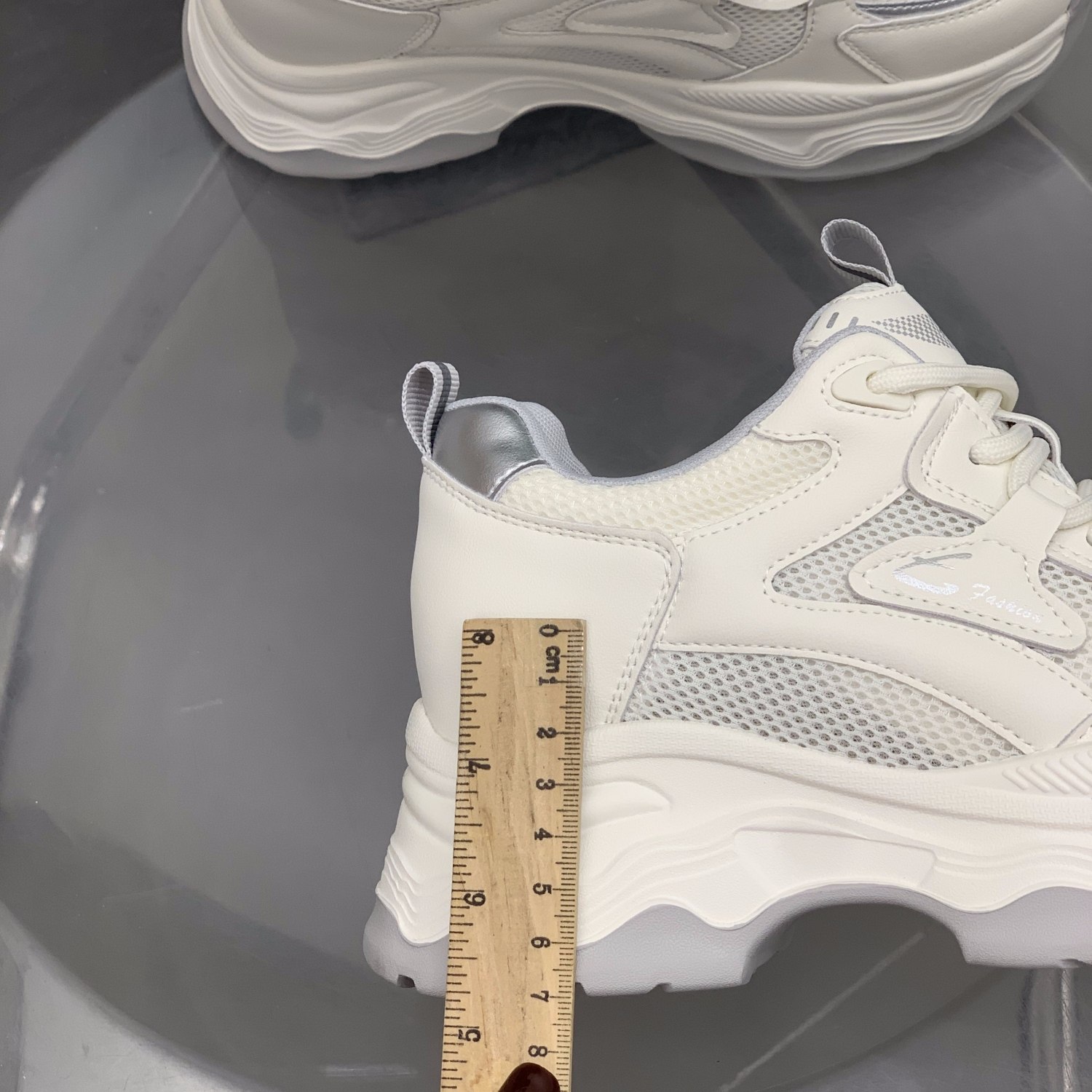 轻便透气网面真皮老爹鞋女2025年春季跑步鞋百搭显瘦运动休闲女鞋,淘宝优惠券,粉丝福利购,淘宝优惠卷