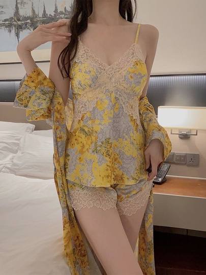 Pijamas para mujer, camisón con tirantes de seda de hielo de lujo ligero de gama alta, conjunto de almohadillas para el pecho con correa de encaje