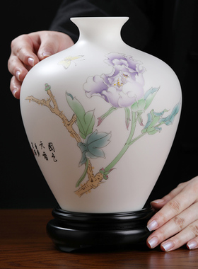 国色天香中式古典手绘花瓶摆件