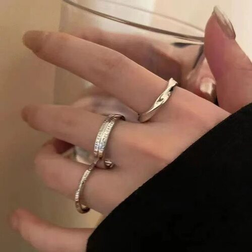 九个戒指套装组合极简风戒指女ins小众设计感冷淡风气质素圈指环 - 图1