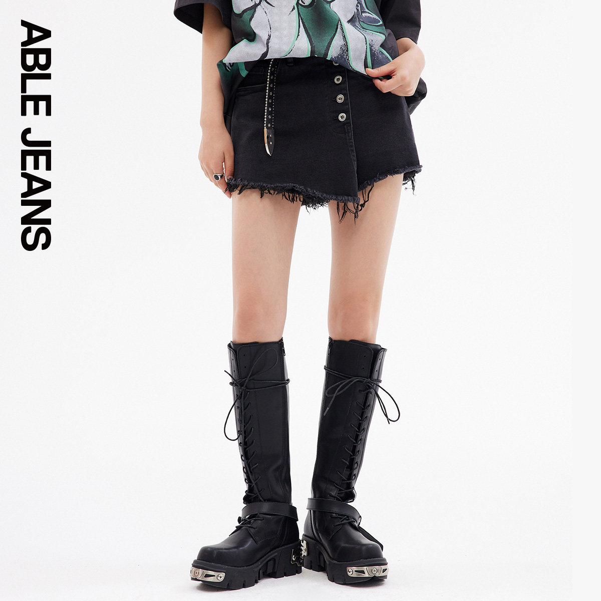 able jeans新款黑色直筒牛仔夏短裤 ablejeans牛仔裤