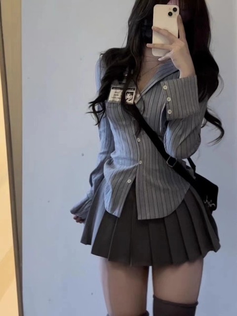 Retro slim waist slimming bottoming shirt