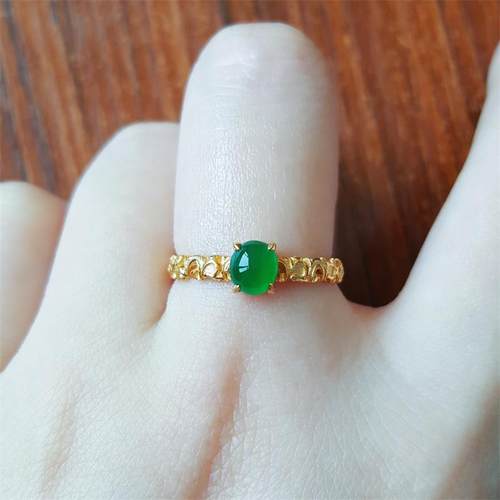 玉戒指缅甸翡翠戒指天然玉石翡翠原石帝王绿翡翠蛋面18k金戒指 - 图1