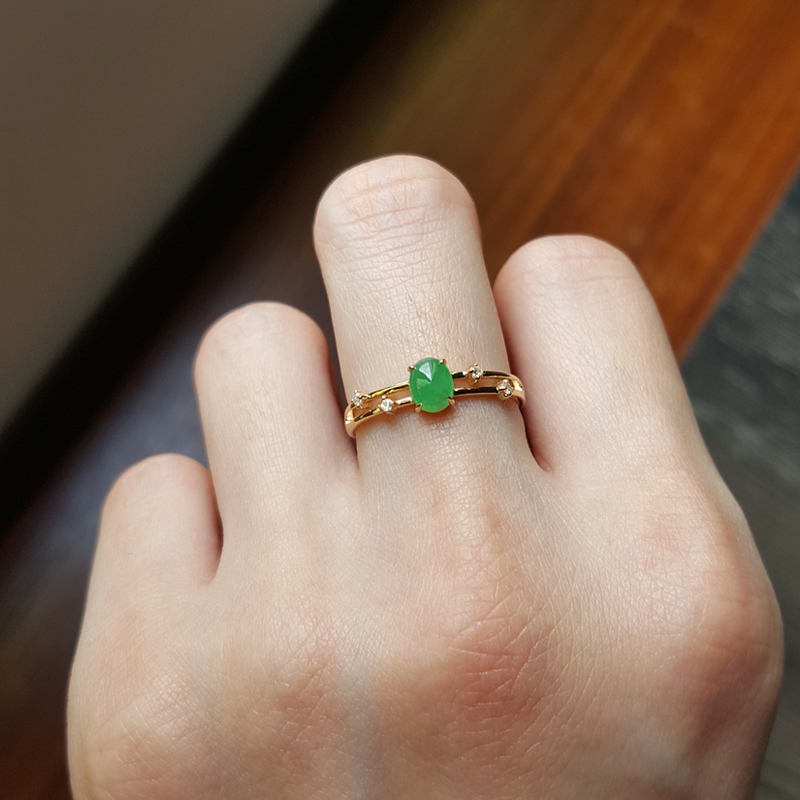 Sun green cabochon jade inlaid band ring