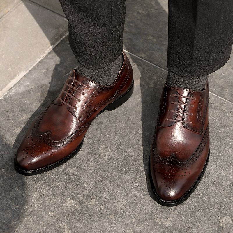 基情碎月旗舰店男士布洛克皮鞋棕色雕花高档皮质商务正装德比鞋休闲手工复古皮鞋3