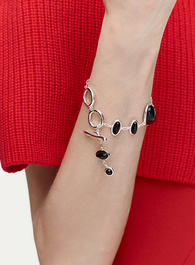 【灵感搭配】AUM噢姆2026年春季新款新颖设计通勤休闲黑玛瑙手链