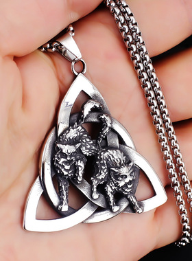 2026新品上市钛钢项链创意维京造型几何三角形吊坠不锈钢项链