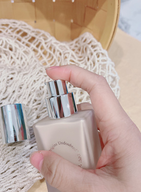 年度爱用底妆 自带水光感妈生好皮~韩国D家轻颜致润粉底液30ML