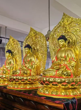 黄铜贴金三宝佛坐像阿弥陀佛佛药