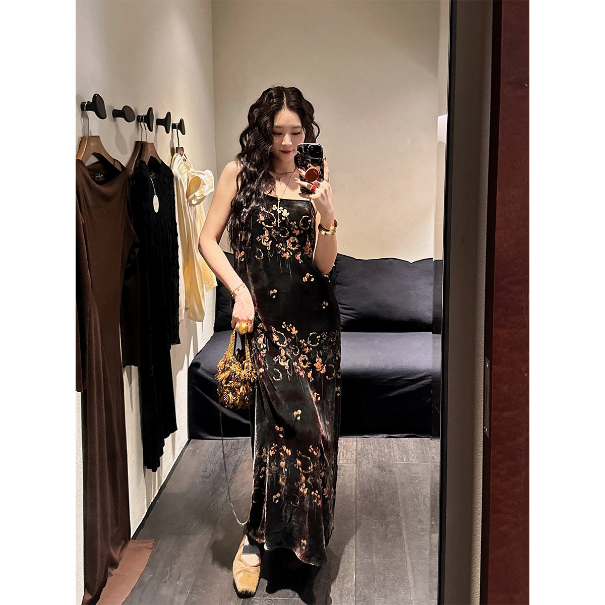 【哼哈冰冰】【玖色鹿】国风桑蚕丝绒吊带裙新年战袍连衣裙子秋,淘宝优惠券,粉丝福利购,淘宝优惠卷