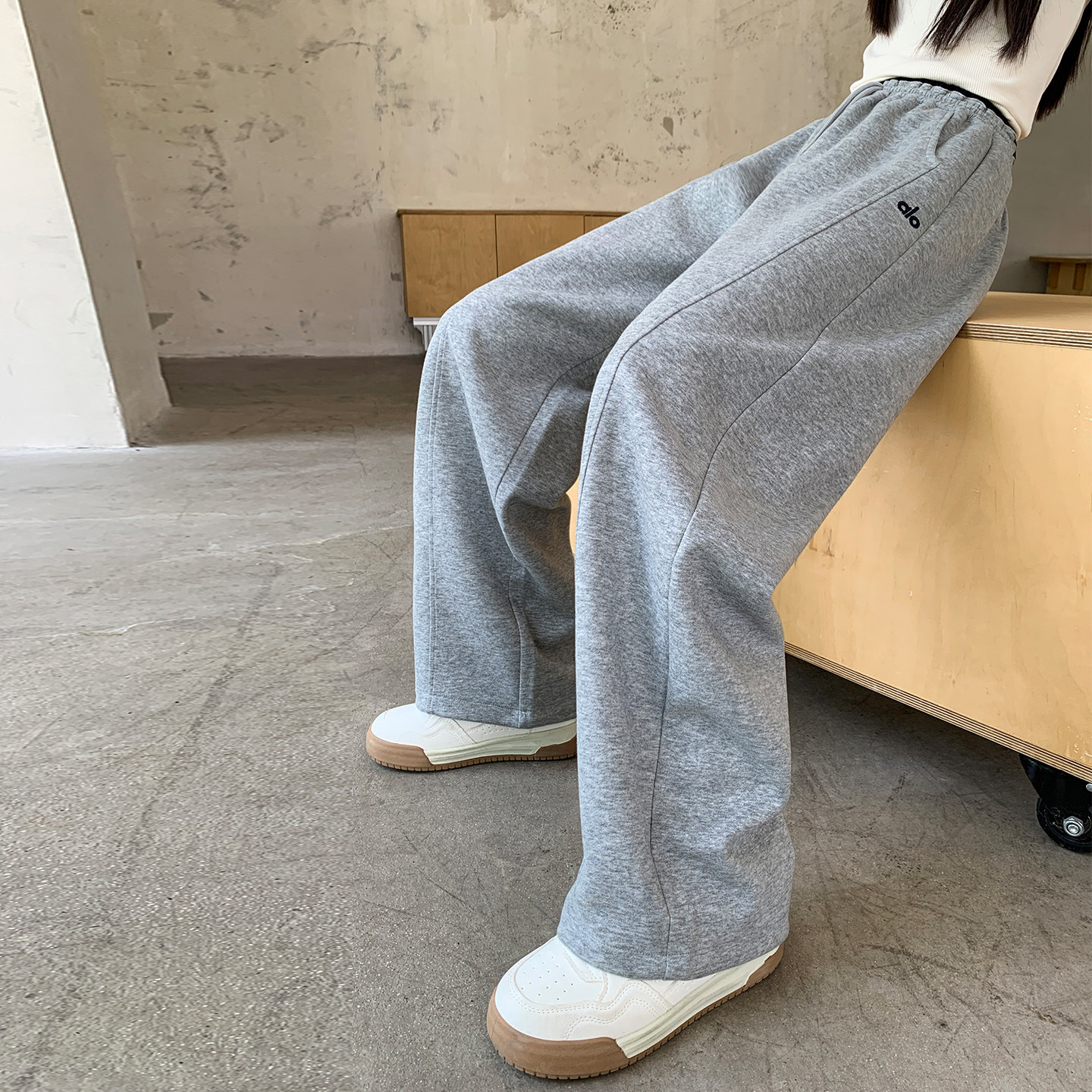 女童运动裤子2025新款大童秋冬阔腿裤儿童加绒卫裤初中生直筒冬装,淘宝优惠券,粉丝福利购,淘宝优惠卷