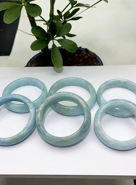 无折清仓纯天然海蓝宝手镯低价甩仅6个内径看图可实拍看视频