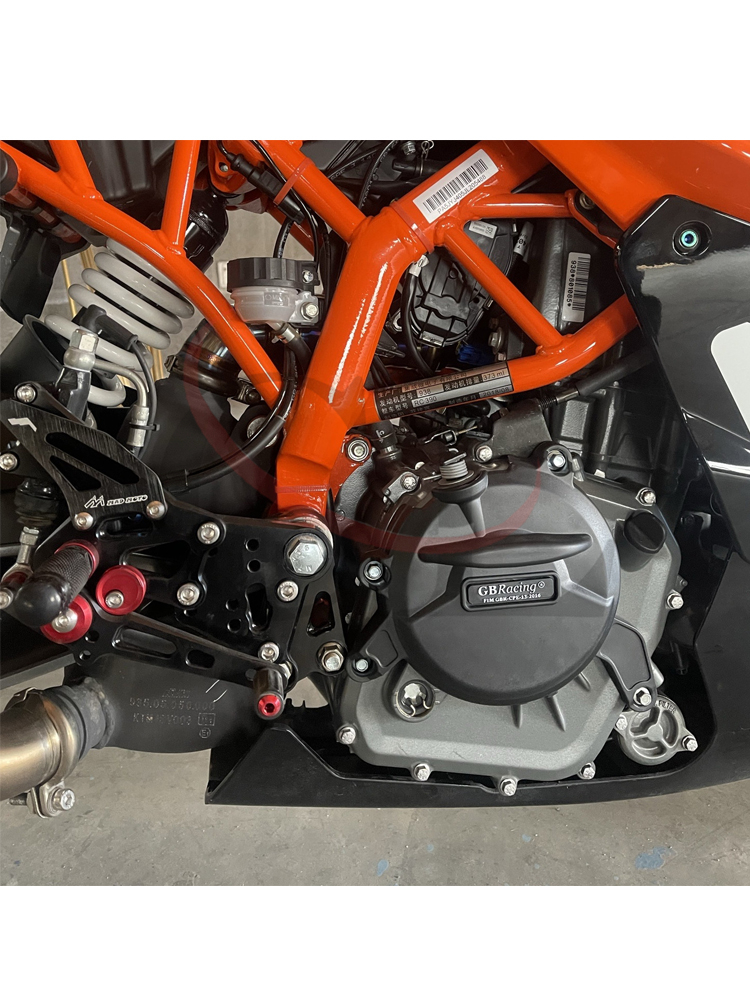 适用于KTM RC390 17-21& Duke 390 16-21 GBracing发动机保护盖-图1