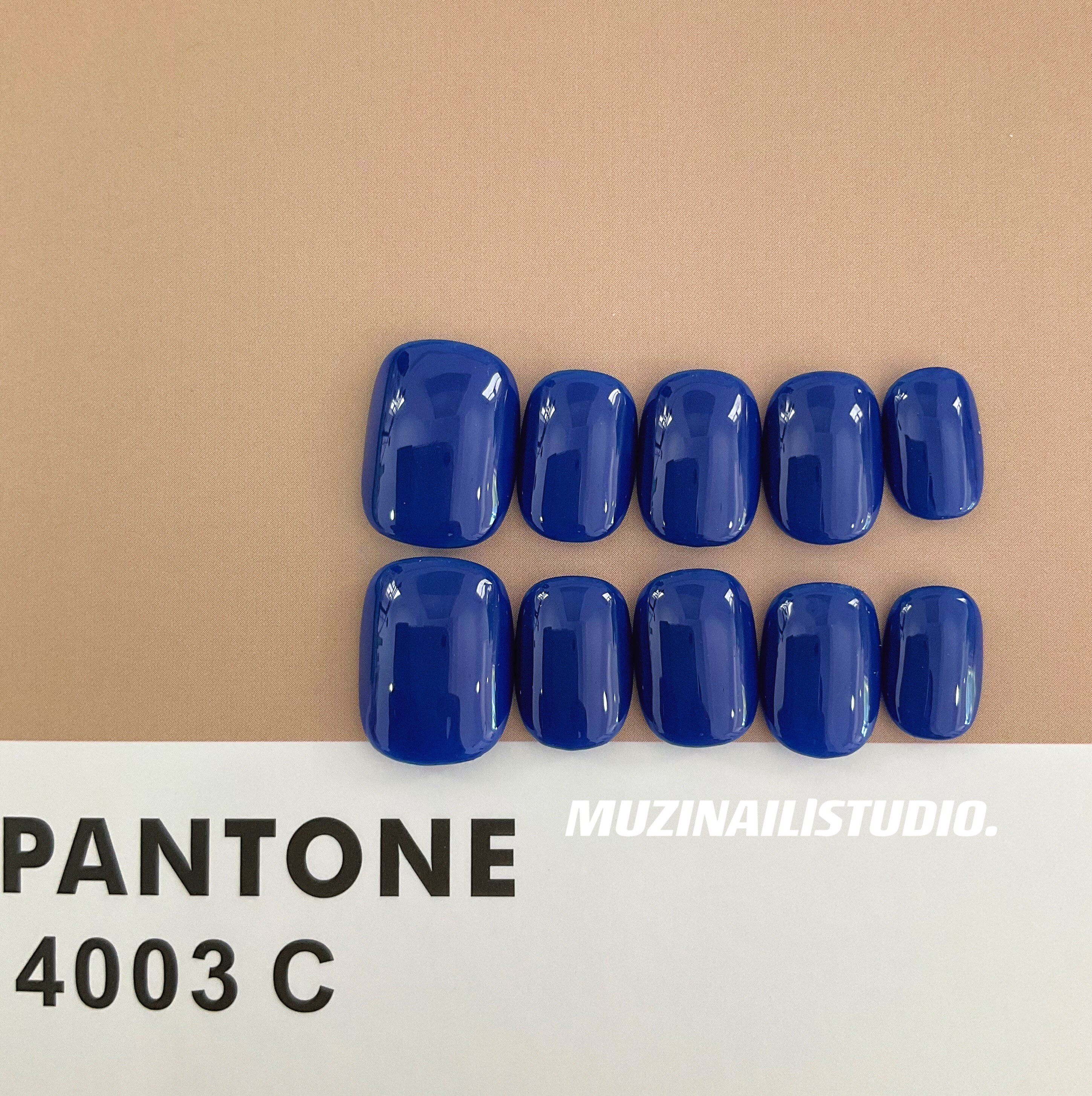 【MUZI穿戴甲】克莱因蓝纯色手工定制美甲短款美甲显白秋季新款,淘宝优惠券,粉丝福利购,淘宝优惠卷