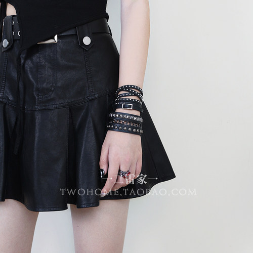 甜酷暗黑风叠戴多层朋克风链条手镯哥特风辣妹铆钉腕带手环配饰品 - 图0