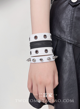亚文化叠戴铆钉腕带皮革手环饰品