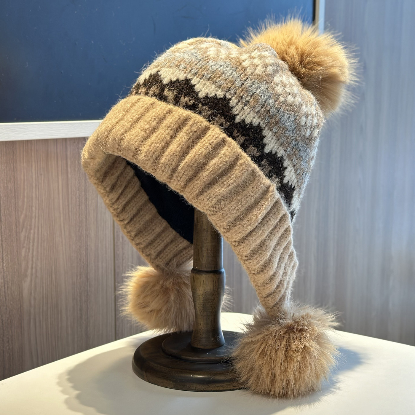 费尔岛风格纹提花毛球针织帽子女秋冬加厚双层保暖护耳毛绒毛线帽,淘宝优惠券,粉丝福利购,淘宝优惠卷