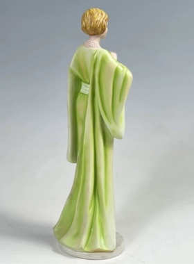 欧式家居陶瓷手绘哑光维多利亚春季瓷偶人物摆件装饰品礼物