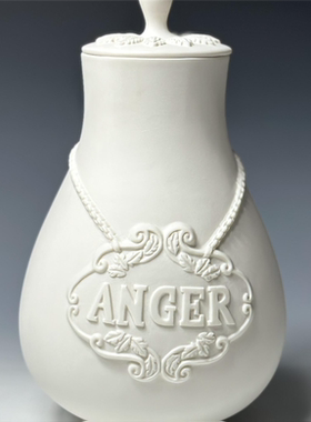 jonathanadler陶瓷浮雕花瓶