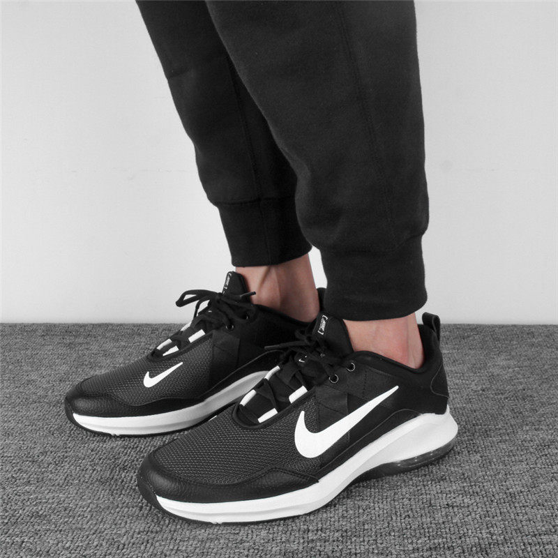 nike air max alpha trainer 2 on feet