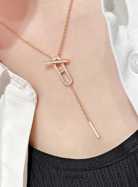 满钻猪鼻子OT扣流苏项链