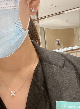 18K金钻石四叶草项链白金十字架