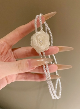 月光白~玫瑰花朵珍珠项链choker